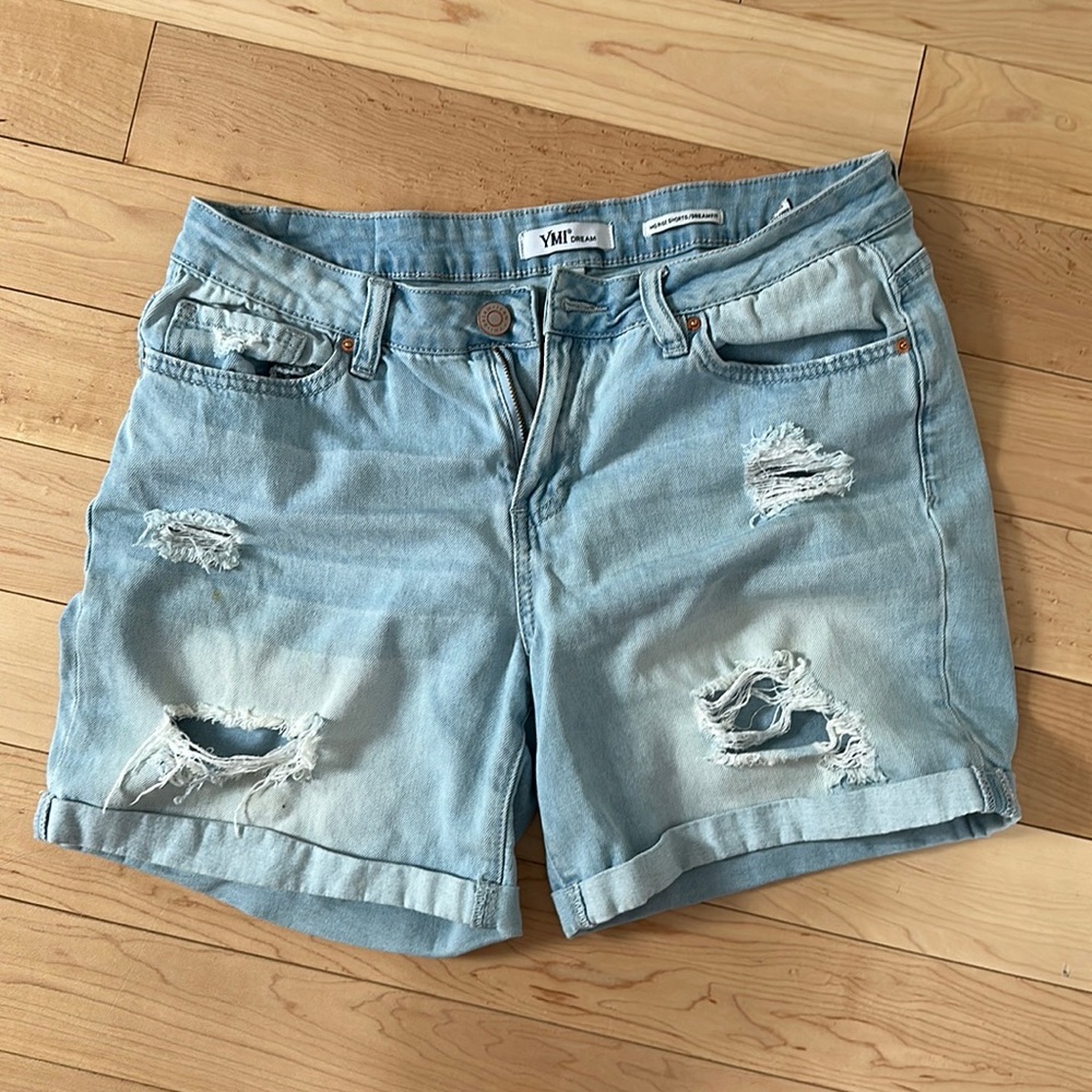 YMI dream, jeans, mid rise, shorts dream fit size 11/30